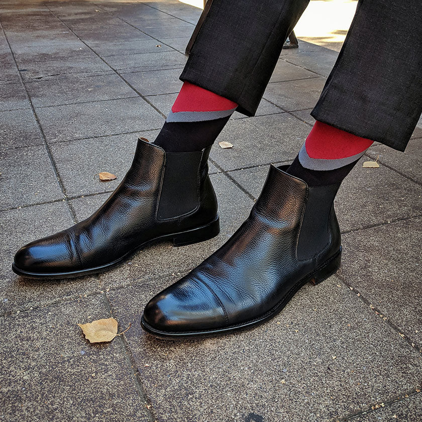 Red Gray Black Swoop Socks Lesovs